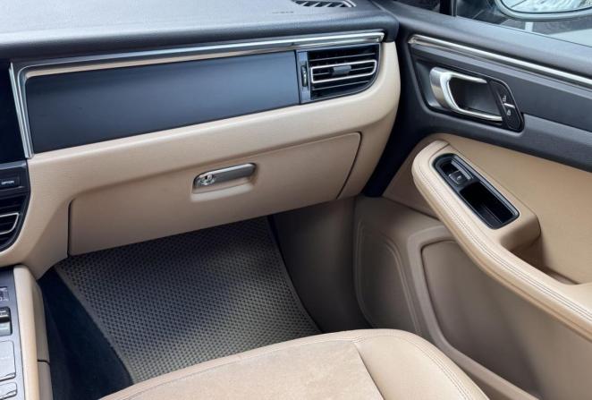 Porsche Macan I Рестайлинг с пробегом 2019 года, цена 4 950 000 рублей, 129811 км, внедорожник, Автокод Объявления