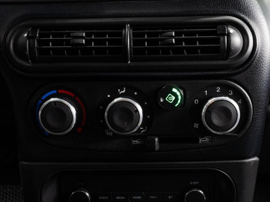 Lada (ВАЗ) Niva Travel I Тюмень  - изображение 15
