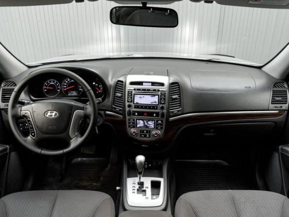Hyundai Santa Fe II Рестайлинг с пробегом 2011 года, цена 1 335 000 рублей, 228781 км, внедорожник, Автокод Объявления