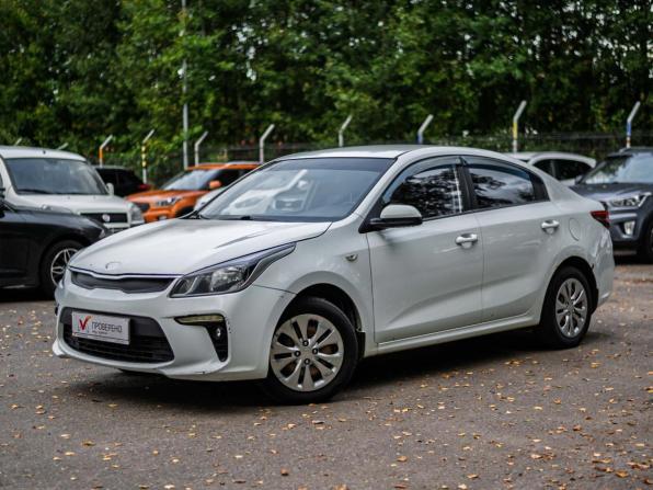 Kia Rio IV с пробегом 2017 года, цена 650 000 рублей, 316719 км, седан, Автокод Объявления