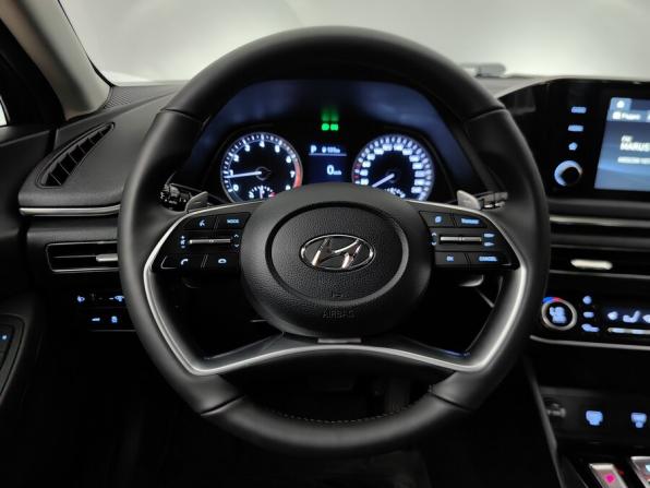 Hyundai Sonata VIII (DN8) с пробегом 2021 года, цена 2 099 000 рублей, 57069 км, седан, Автокод Объявления
