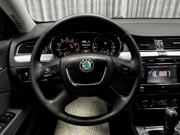 Skoda Superb II с пробегом 2012 года, цена 1 030 000 рублей, 280800 км, лифтбек, Автокод Объявления