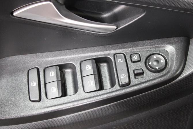 Hyundai Creta II с пробегом 2021 года, цена 2 239 000 рублей, 66000 км, внедорожник, Автокод Объявления