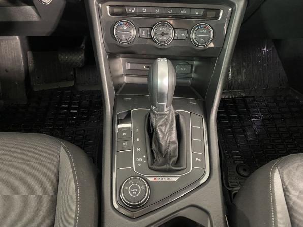 Volkswagen Tiguan II с пробегом 2018 года, цена 2 250 000 рублей, 148459 км, внедорожник, Автокод Объявления