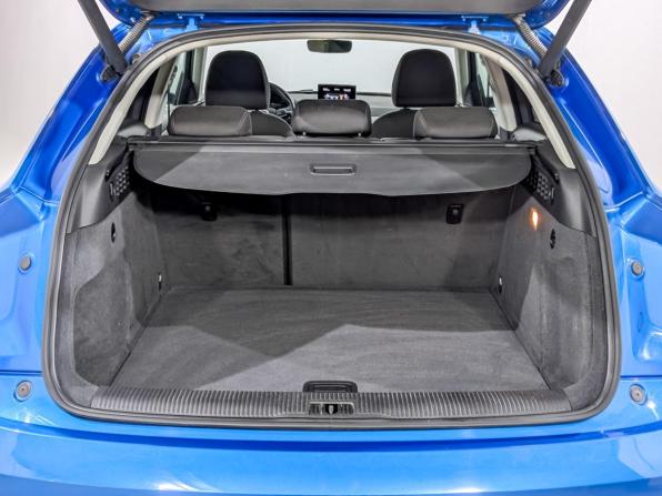 Audi Q3 I (8U) Рестайлинг с пробегом 2015 года, цена 1 990 000 рублей, 91401 км, внедорожник, Автокод Объявления