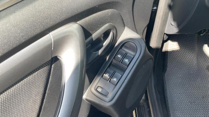 Renault Duster I с пробегом 2012 года, цена 650 000 рублей, 302857 км, внедорожник, Автокод Объявления