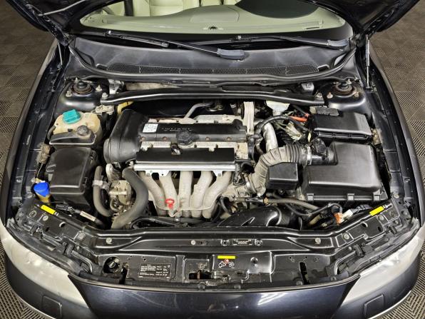 Volvo S60 I Рестайлинг с пробегом 2009 года, цена 881 000 рублей, 152982 км, седан, Автокод Объявления