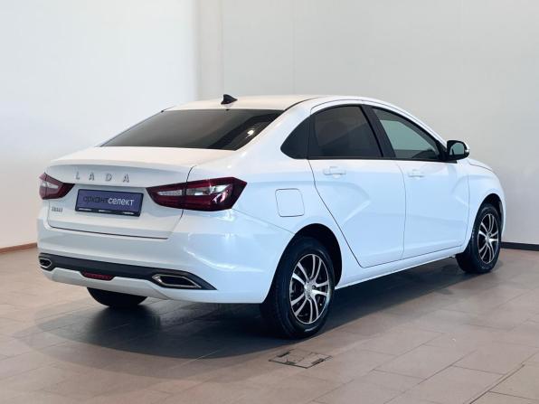 Lada (ВАЗ) Vesta I Рестайлинг (NG) с пробегом 2024 года, цена 1 420 000 рублей, 26253 км, седан, Автокод Объявления