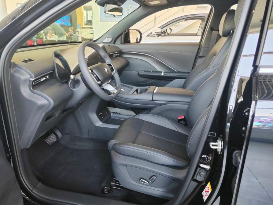 Changan UNI-S (CS55 Plus) Москва  - изображение 11