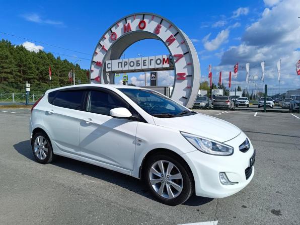 Hyundai Solaris I Рестайлинг с пробегом 2014 года, цена 799 995 рублей, 121333 км, хэтчбек, Автокод Объявления