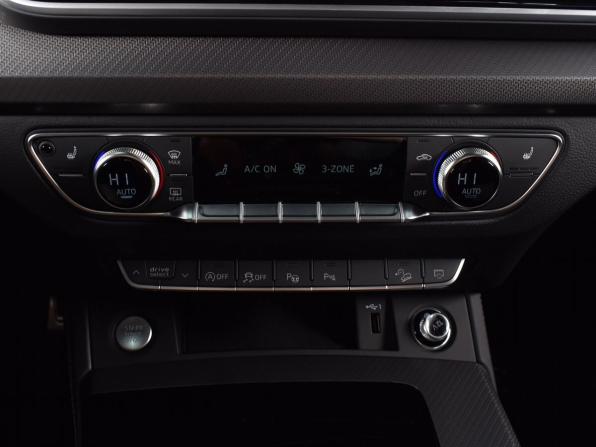 Audi Q5 II (FY) Рестайлинг с пробегом 2025 года, цена 5 594 995 рублей, 59 км, внедорожник, Автокод Объявления