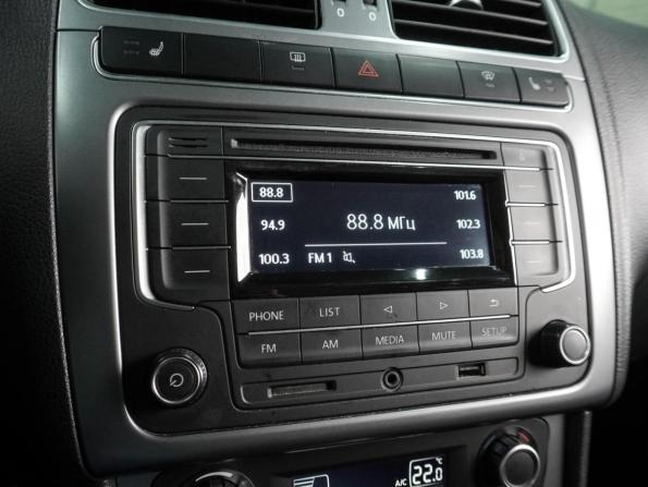 Volkswagen Polo V Рестайлинг с пробегом 2016 года, цена 979 000 рублей, 151291 км, седан, Автокод Объявления