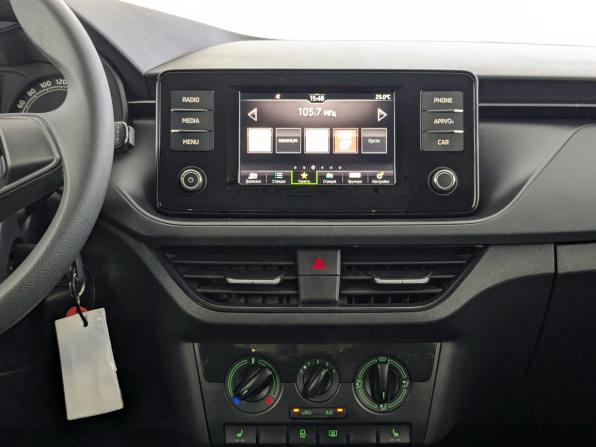 Skoda Rapid II с пробегом 2022 года, цена 1 799 000 рублей, 64409 км, лифтбек, Автокод Объявления