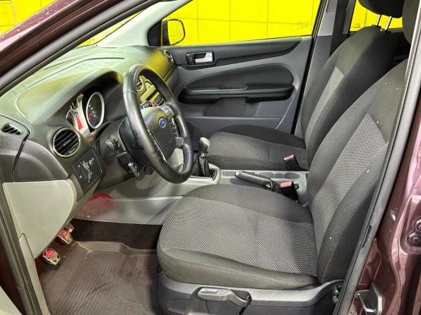 Ford Focus II Рестайлинг с пробегом 2010 года, цена 525 000 рублей, 180000 км, седан, Автокод Объявления