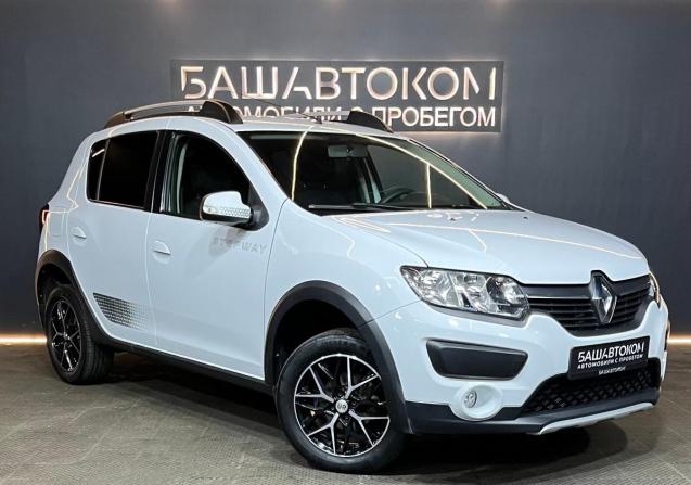 Renault Sandero II с пробегом 2017 года, цена 1 100 000 рублей, 92166 км, хэтчбек, Автокод Объявления