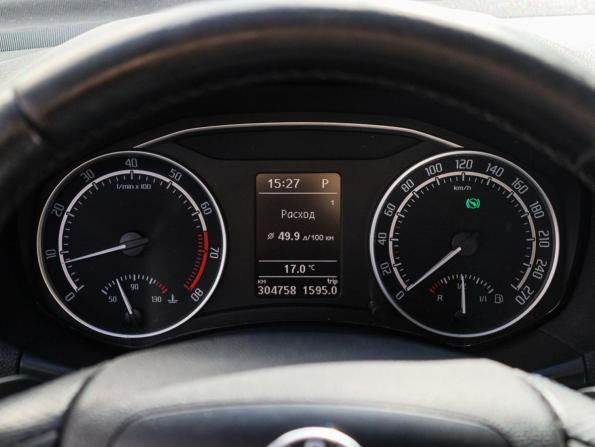 Skoda Octavia RS II Рестайлинг с пробегом 2012 года, цена 990 000 рублей, 304757 км, лифтбек, Автокод Объявления