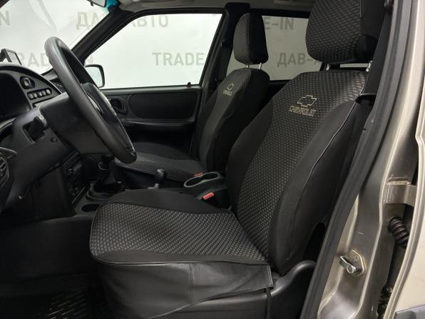 Chevrolet Niva I Рестайлинг с пробегом 2019 года, цена 899 000 рублей, 25000 км, внедорожник, Автокод Объявления