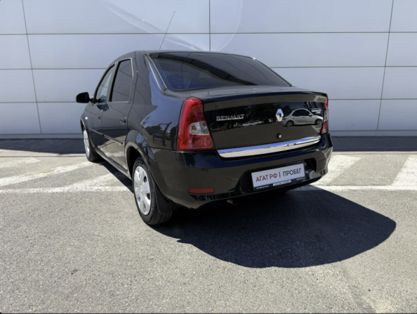 Renault Logan I Рестайлинг с пробегом 2010 года, цена 650 000 рублей, 258098 км, седан, Автокод Объявления