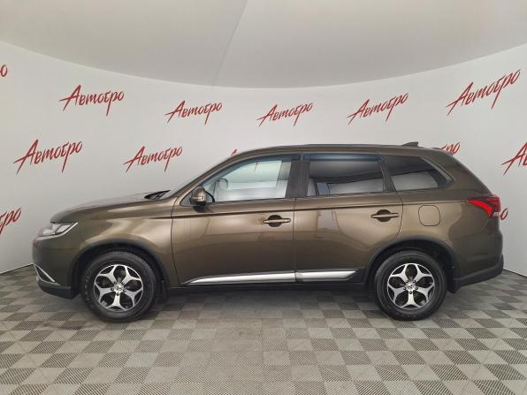 Mitsubishi Outlander III Рестайлинг 3 с пробегом 2018 года, цена 1 799 000 рублей, 158208 км, внедорожник, Автокод Объявления