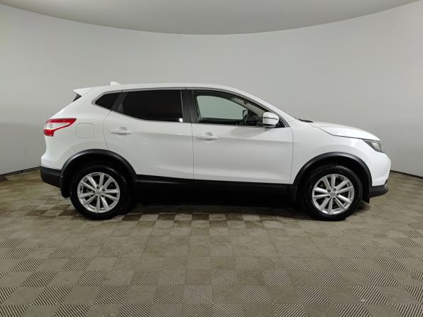 Nissan Qashqai II с пробегом 2018 года, цена 1 910 000 рублей, 145050 км, внедорожник, Автокод Объявления
