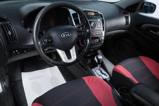 Kia Ceed I Рестайлинг с пробегом 2012 года, цена 999 000 рублей, 335000 км, универсал, Автокод Объявления
