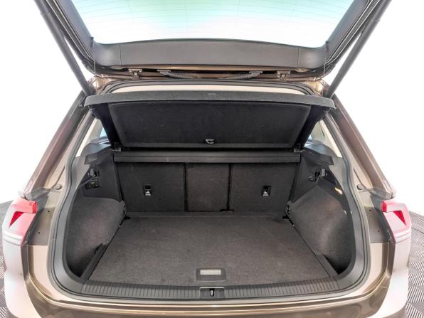 Volkswagen Tiguan II с пробегом 2019 года, цена 3 390 000 рублей, 36915 км, внедорожник, Автокод Объявления