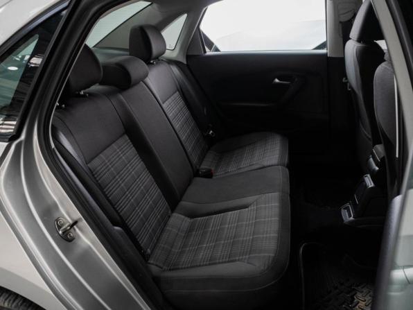 Volkswagen Polo V Рестайлинг с пробегом 2016 года, цена 1 299 000 рублей, 108395 км, седан, Автокод Объявления