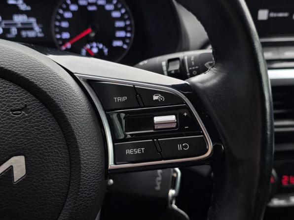 Kia Cerato IV с пробегом 2021 года, цена 1 828 000 рублей, 97681 км, седан, Автокод Объявления