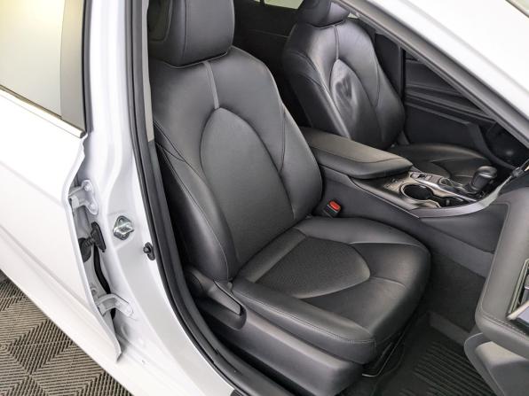 Toyota Camry VIII (XV70) Рестайлинг с пробегом 2021 года, цена 3 190 000 рублей, 47174 км, седан, Автокод Объявления
