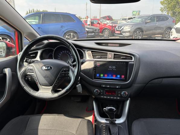 Kia Ceed II Рестайлинг с пробегом 2015 года, цена 1 376 000 рублей, 135806 км, хэтчбек, Автокод Объявления