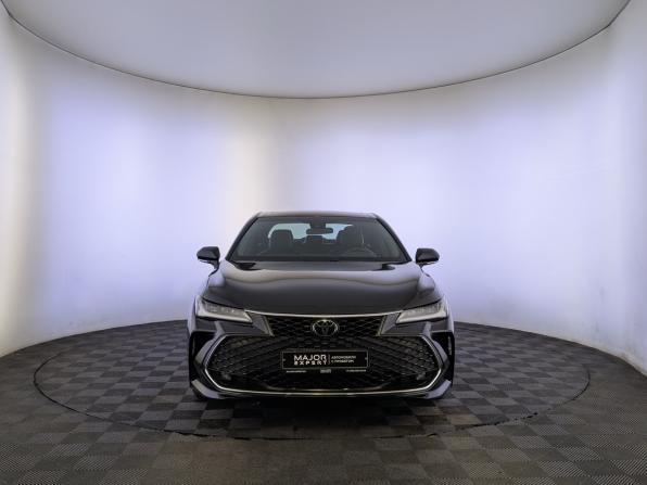 Toyota Avalon V с пробегом 2022 года, цена 3 335 000 рублей, 61953 км, седан, Автокод Объявления