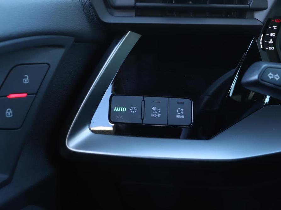 Audi A3 IV (8Y) Москва  - изображение 20