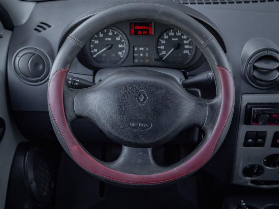 Renault Logan I Тюмень  - изображение 7