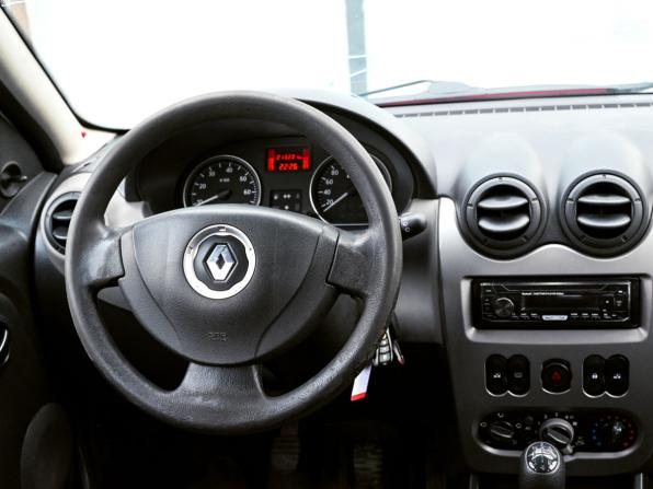 Renault Sandero I с пробегом 2011 года, цена 376 000 рублей, 213220 км, хэтчбек, Автокод Объявления
