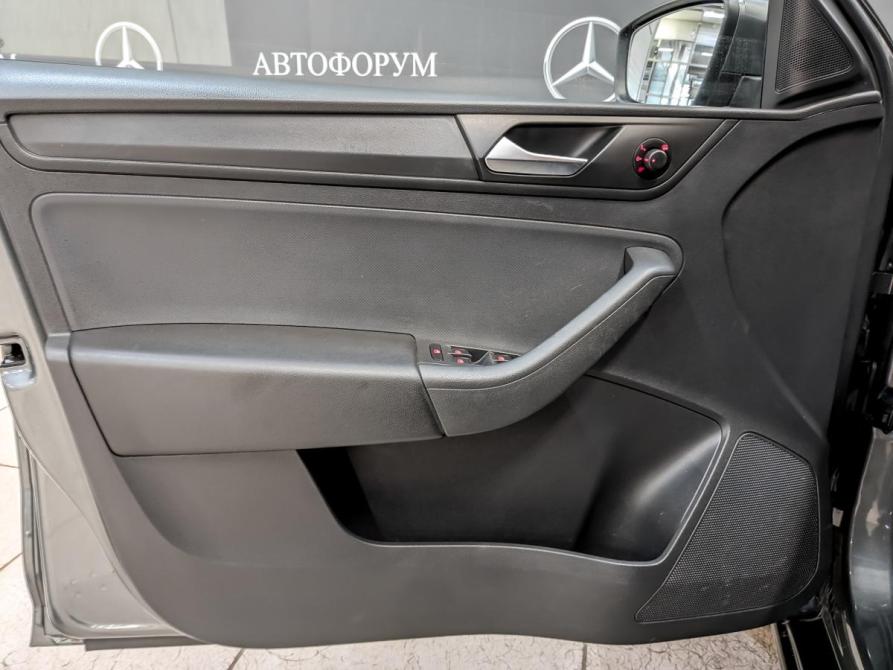 Volkswagen Polo VI Москва  - изображение 19