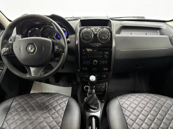 Renault Duster I Рестайлинг с пробегом 2017 года, цена 1 390 000 рублей, 163680 км, внедорожник, Автокод Объявления