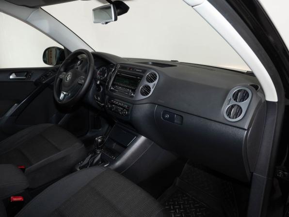 Volkswagen Tiguan I Рестайлинг с пробегом 2013 года, цена 1 590 000 рублей, 146553 км, внедорожник, Автокод Объявления