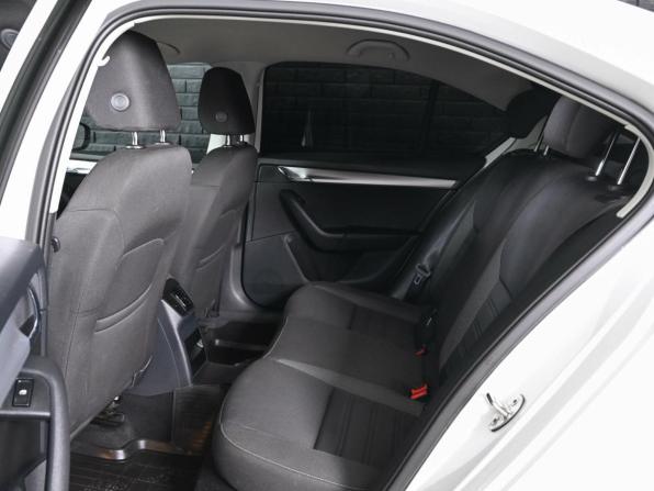 Skoda Octavia III (A7) Рестайлинг с пробегом 2017 года, цена 1 890 000 рублей, 70384 км, лифтбек, Автокод Объявления