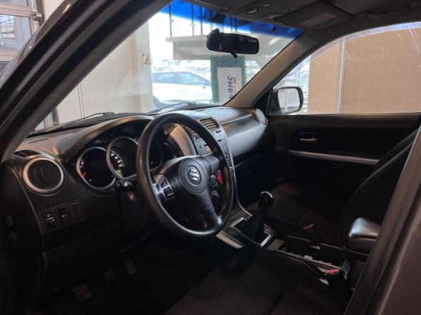 Suzuki Grand Vitara II Рестайлинг с пробегом 2011 года, цена 800 000 рублей, 316970 км, внедорожник, Автокод Объявления