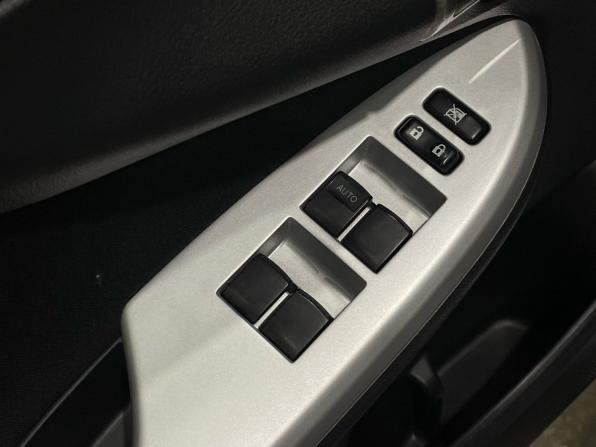 Toyota Corolla X (E140 E150) Рестайлинг с пробегом 2012 года, цена 995 000 рублей, 241240 км, седан, Автокод Объявления