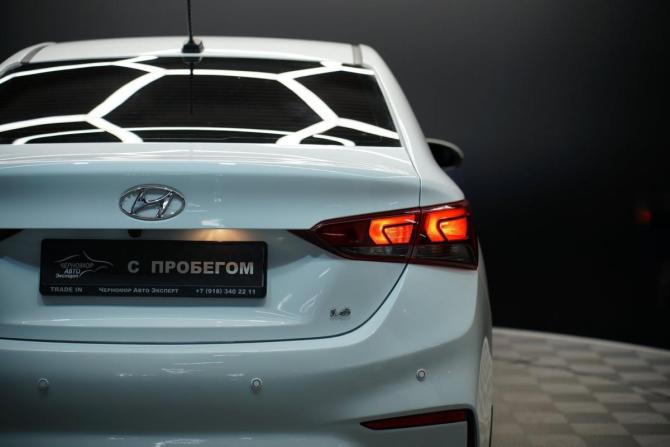 Hyundai Solaris II с пробегом 2017 года, цена 1 370 000 рублей, 115000 км, седан, Автокод Объявления