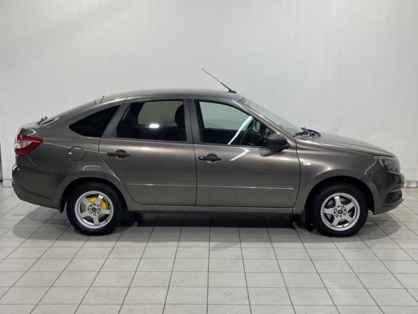 Lada (ВАЗ) Granta I Рестайлинг с пробегом 2018 года, цена 698 000 рублей, 118254 км, лифтбек, Автокод Объявления