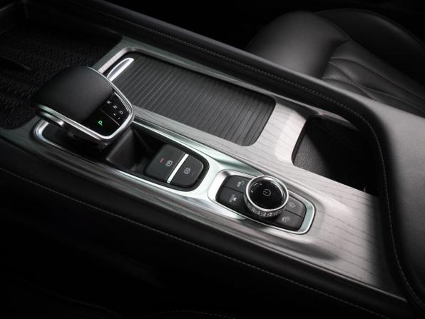 Chery Arrizo 8 с пробегом 2023 года, цена 2 099 000 рублей, 37725 км, седан, Автокод Объявления
