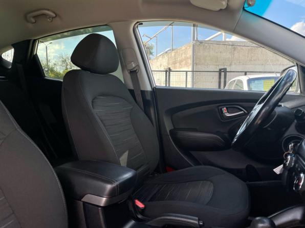 Hyundai ix35 I Рестайлинг с пробегом 2014 года, цена 1 310 000 рублей, 115600 км, внедорожник, Автокод Объявления