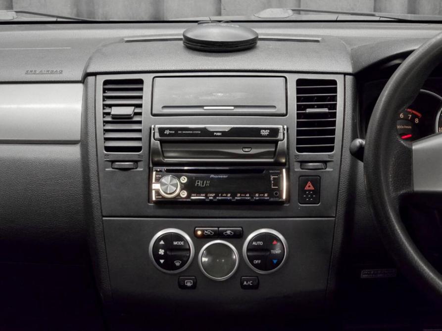 Nissan Tiida I Красноярск  - изображение 11