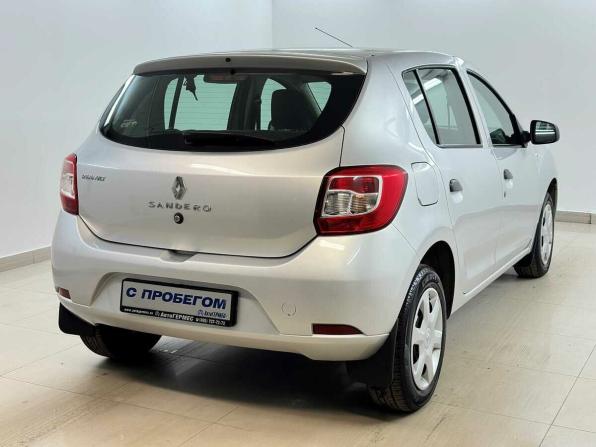 Renault Sandero II с пробегом 2017 года, цена 770 000 рублей, 65461 км, хэтчбек, Автокод Объявления