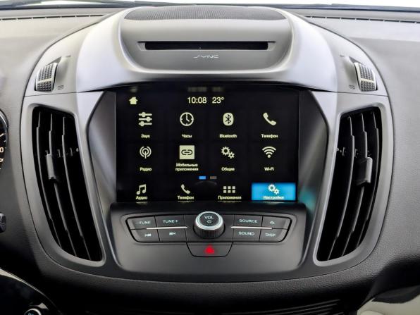 Ford Kuga II Рестайлинг с пробегом 2018 года, цена 1 670 000 рублей, 142000 км, внедорожник, Автокод Объявления