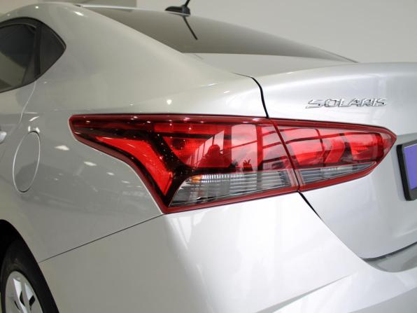 Hyundai Solaris II Рестайлинг с пробегом 2022 года, цена 1 620 000 рублей, 107000 км, седан, Автокод Объявления