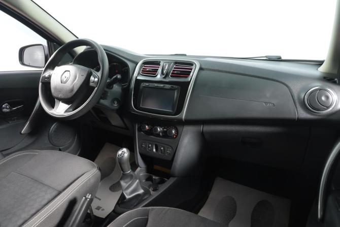 Renault Logan II с пробегом 2016 года, цена 879 000 рублей, 126002 км, седан, Автокод Объявления