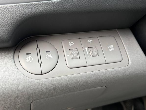 Hyundai H-1 II с пробегом 2008 года, цена 895 000 рублей, 454000 км, минивэн, Автокод Объявления